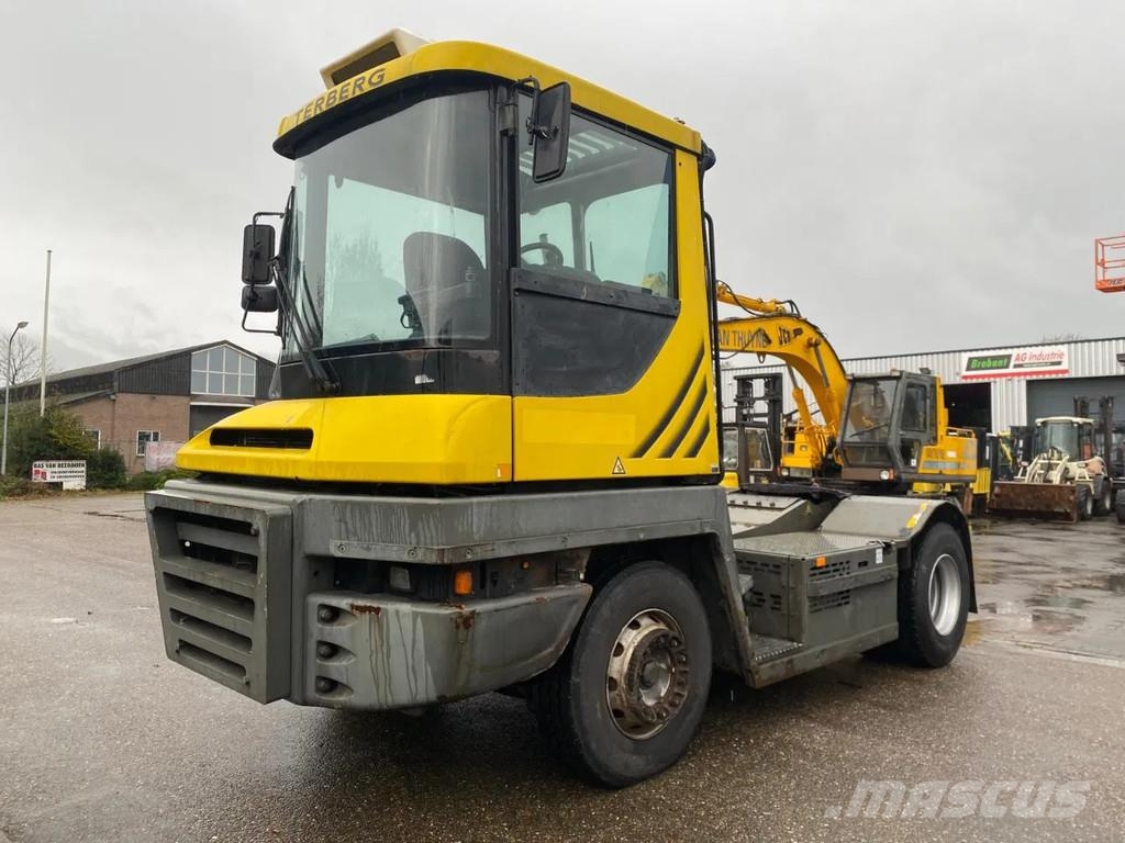 Terberg TT223 Tracteur de manœuvre