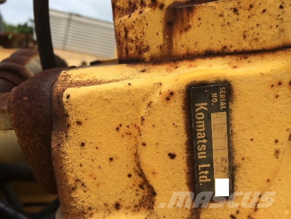 Komatsu PC200-8-AC Εκσκαφείς με ερπύστριες