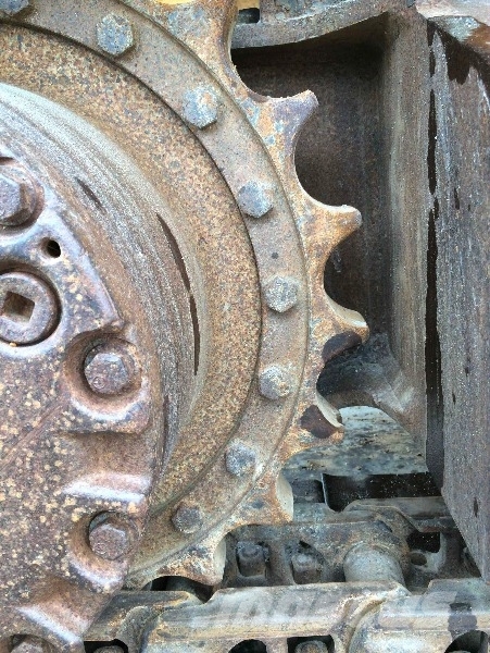 Komatsu PC200-8-AC Εκσκαφείς με ερπύστριες