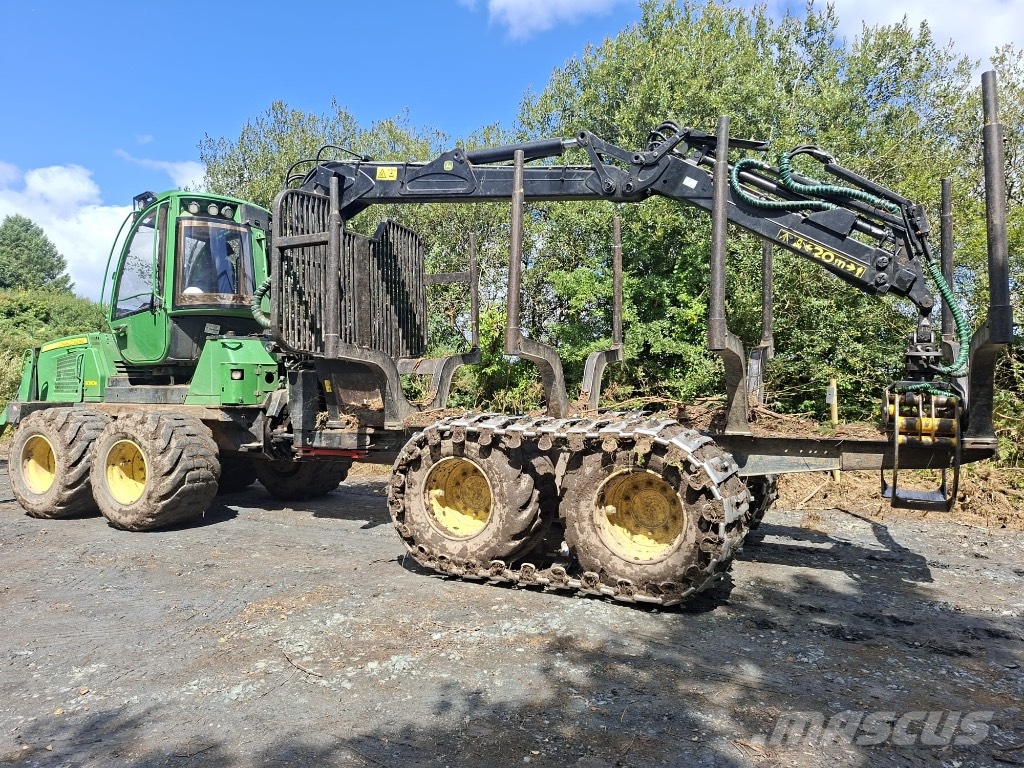 John Deere 1010 E Forvarderi