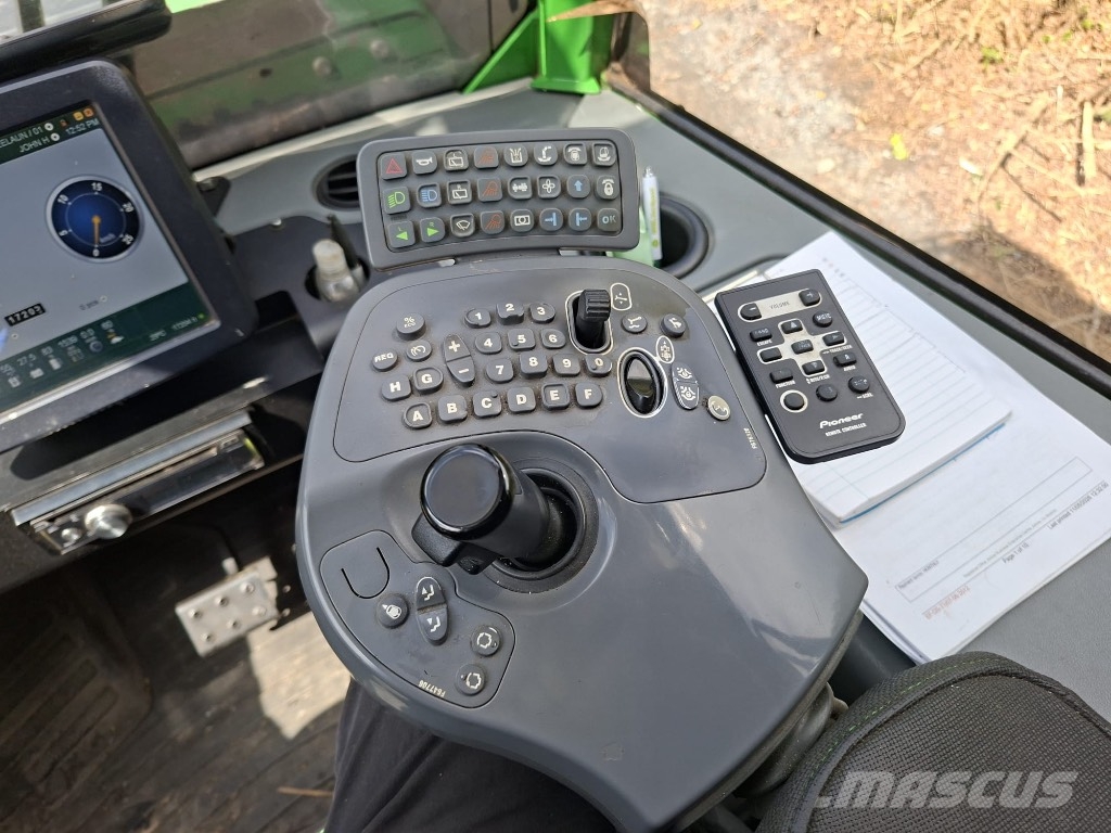 John Deere 1010 E Forvarderi