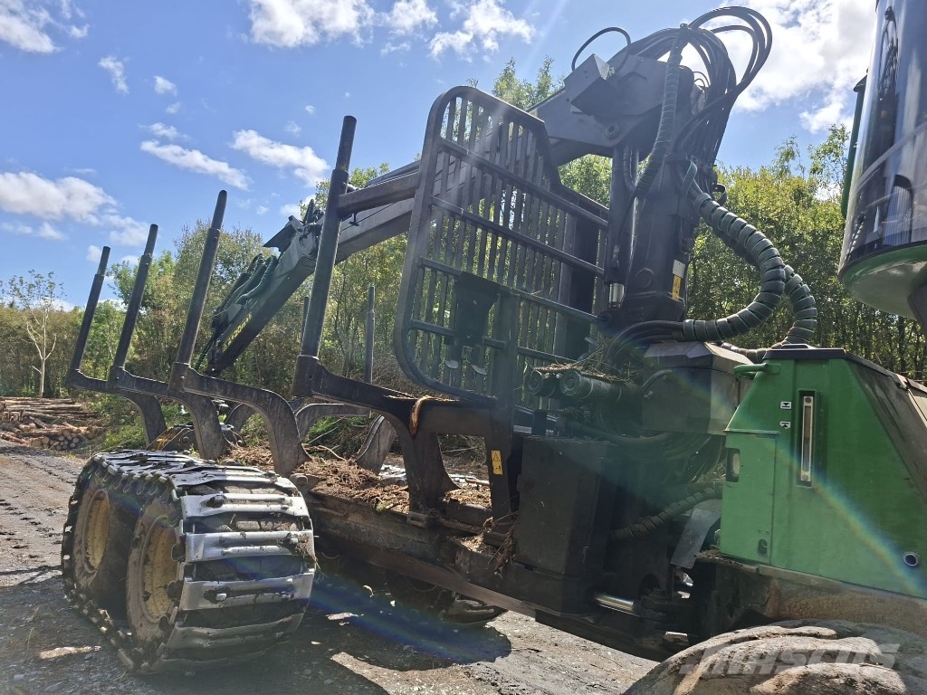 John Deere 1010 E Forvarderi