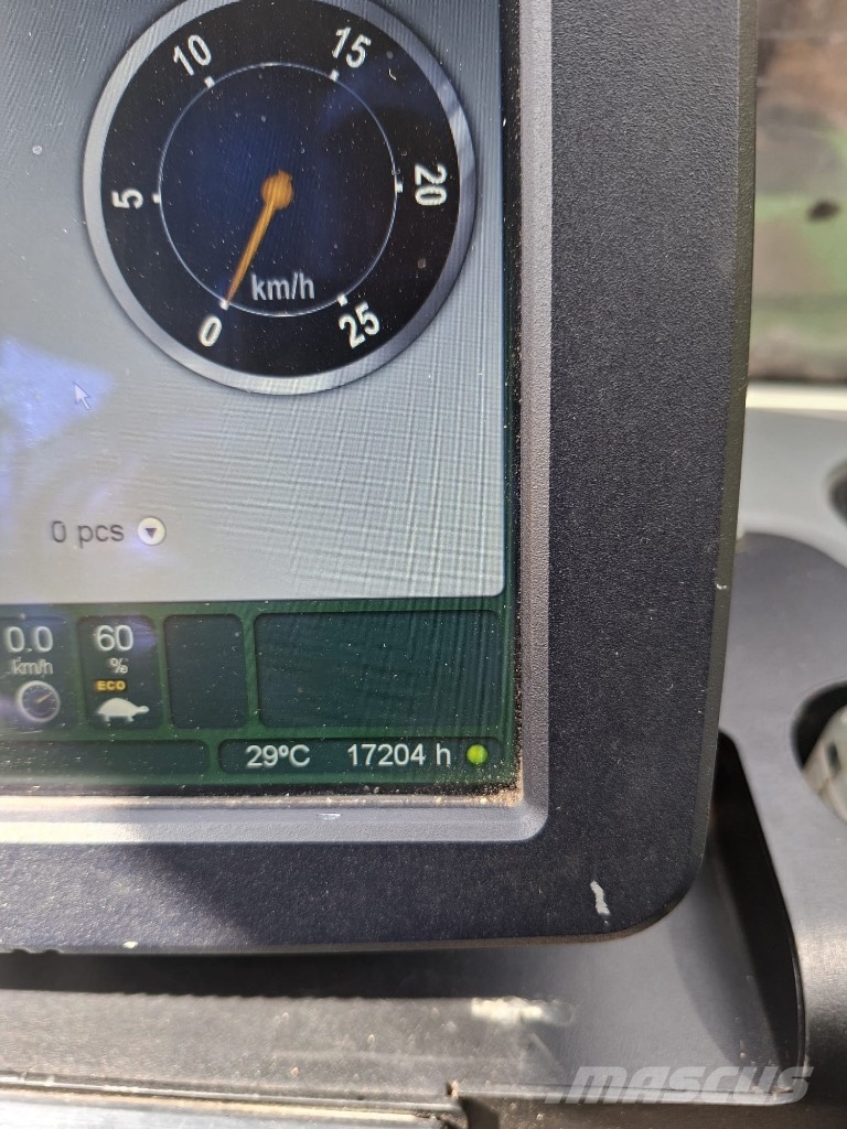 John Deere 1010 E Forvarderi