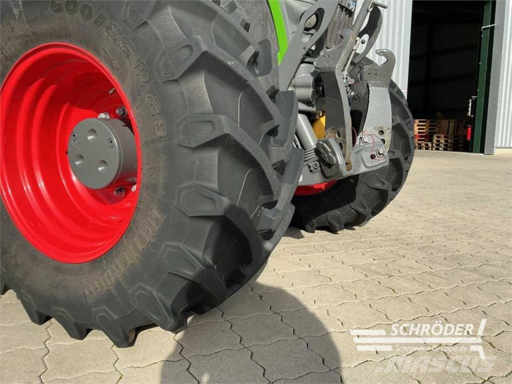 Fendt 620 VARIO PROFI PLUS Трактори