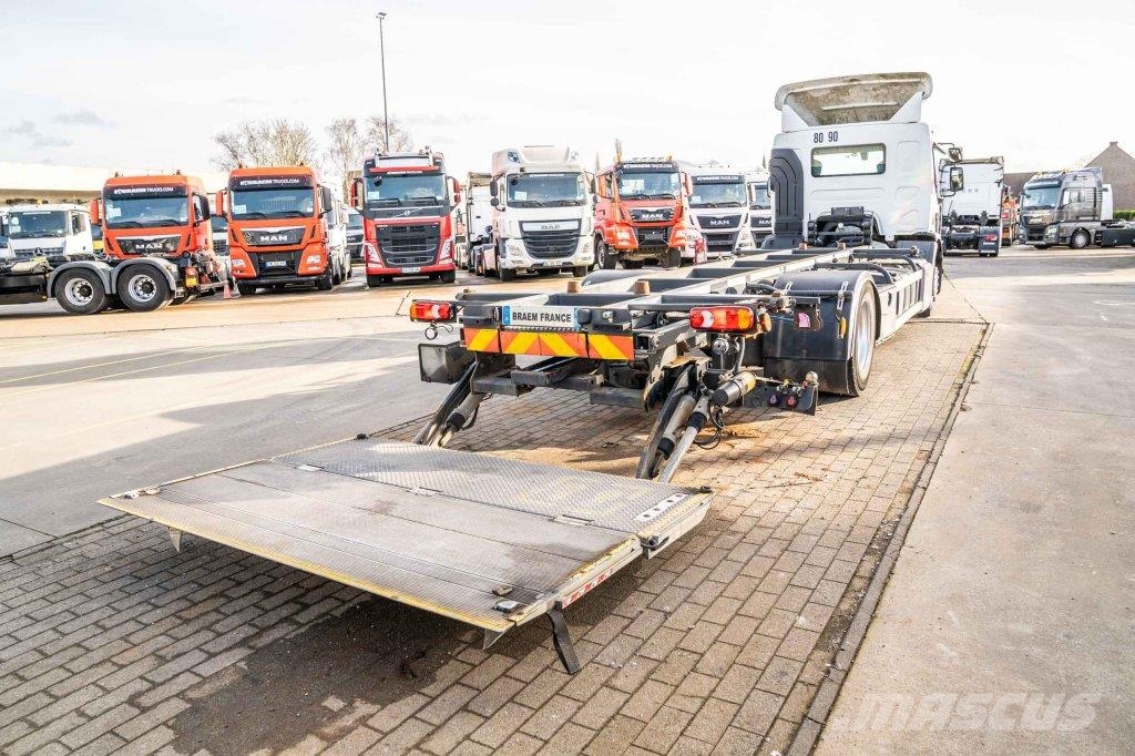 Renault D19 WIDE 280 DXI+DHOLLANDIA 1.5T. Camiones desmontables