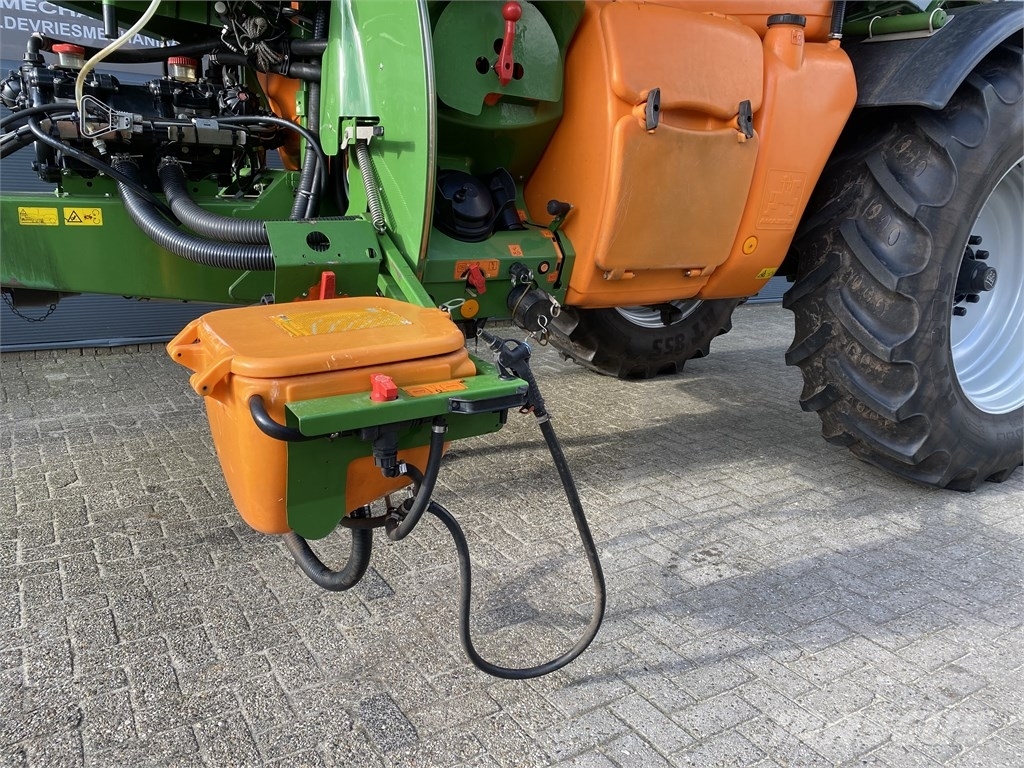 Amazone UX 5200 Irroratrici trainate