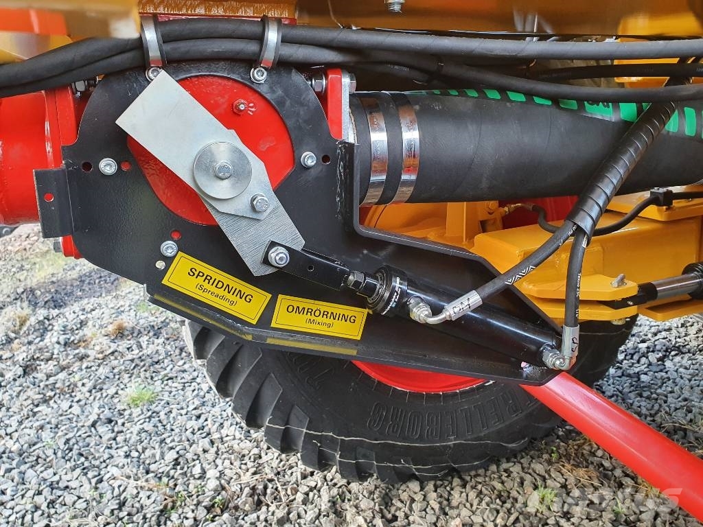 Olby Tankvagn 8, 10, 12, 15 Cisterne za gnojnico
