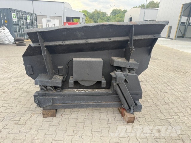 Extec KRATA ZASYPOWA WIBRACYJNA 自走式スクリーン