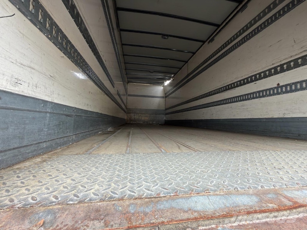 Renault D16 280  *ACCIDENTE*DAMAGED*UNFALL* Camiones caja cerrada