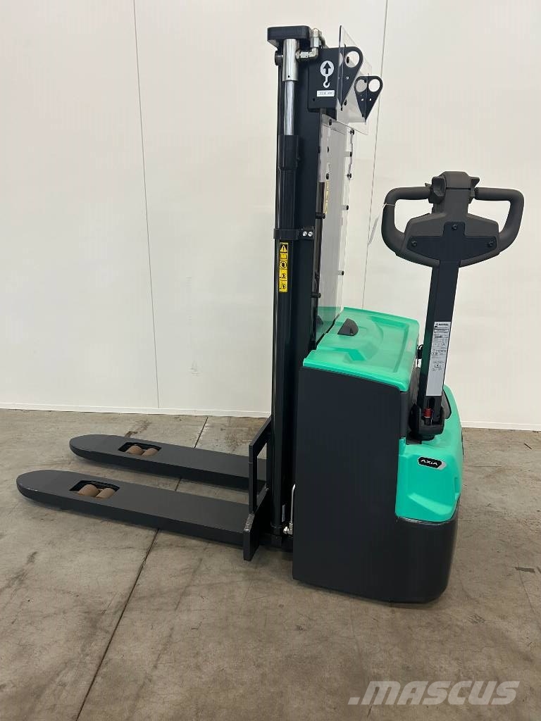 Mitsubishi SBP 14 N3 Pedestrian stackers