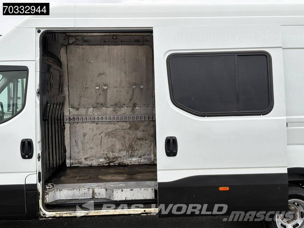 Iveco Daily 35C18 3.0L Doppelbereifung Hohes Dach L4H3 1 Furgonetas cerradas