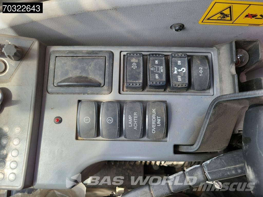 Hitachi ZX140W -5B, 2016, Veghel, Netherlands - Used wheeled