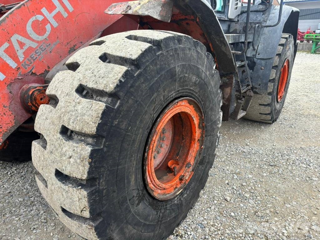 Hitachi ZW 220-6 Radlader