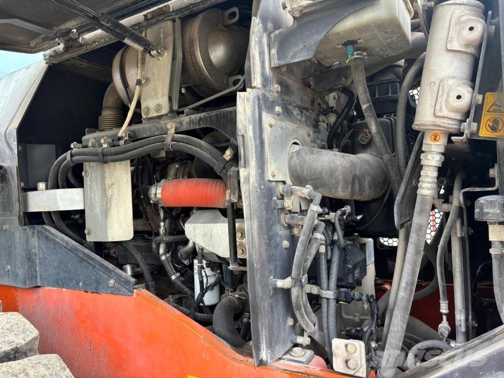 Hitachi ZW 220-6 Radlader