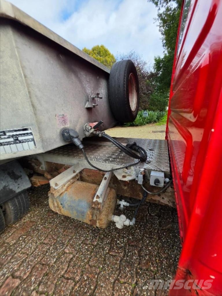 Iveco 40C 145 hp with Veldhuizen trailer and double cab! Ostalo