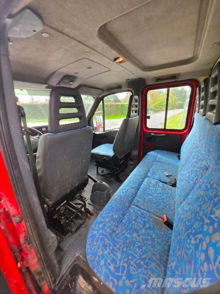 Iveco 40C 145 hp with Veldhuizen trailer and double cab! Ostalo