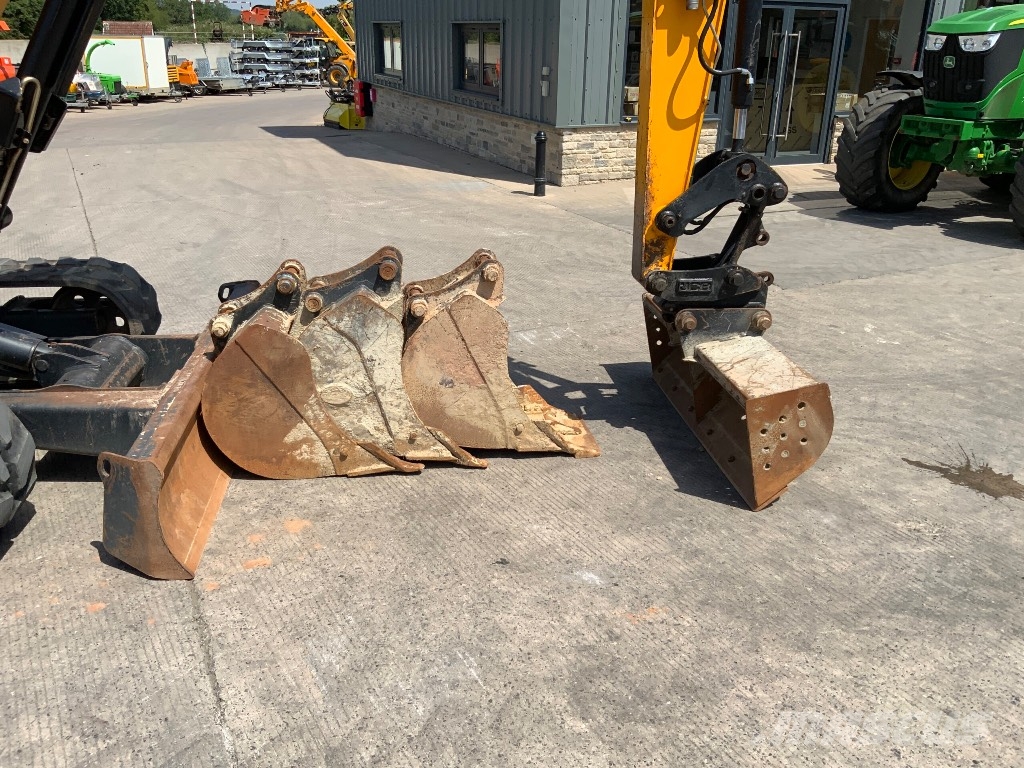 JCB 86 C-2 Escavadoras Midi 7t - 12t
