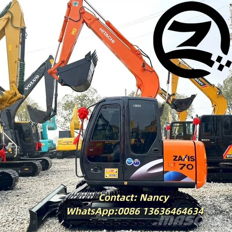 Hitachi ZX 70 小型挖掘机