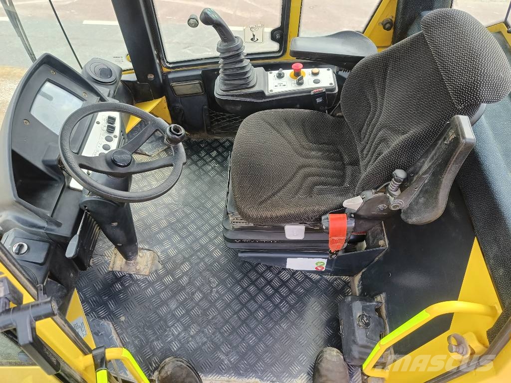 Bomag BW 213 D H-4 i wals roller compactor Tiivistyskoneet