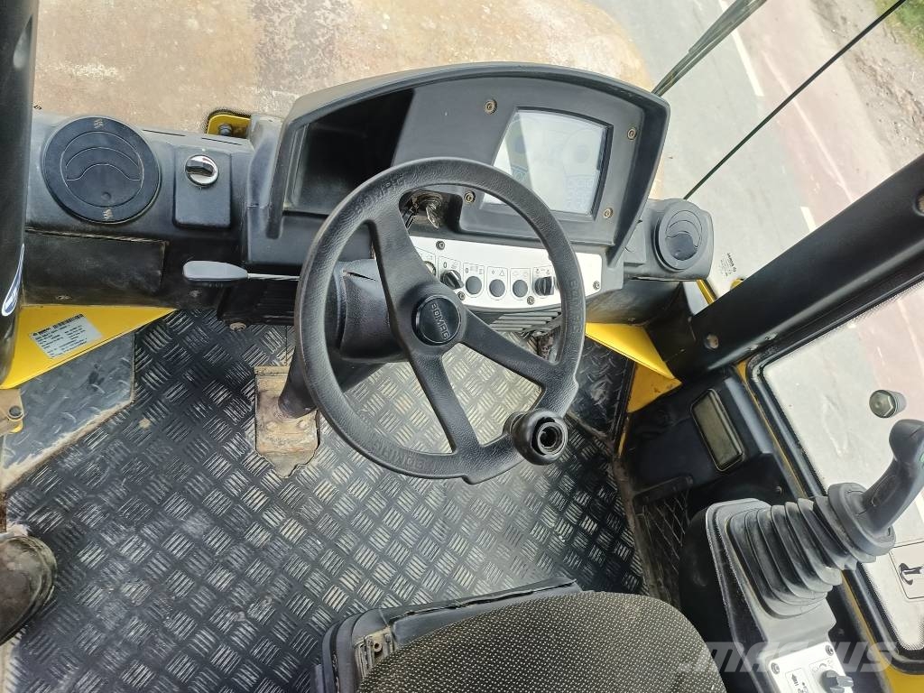 Bomag BW 213 D H-4 i wals roller compactor Tiivistyskoneet