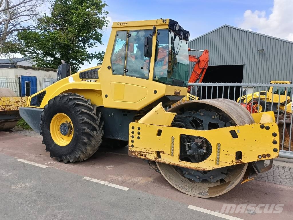 Bomag BW 213 D H-4 i wals roller compactor Tiivistyskoneet