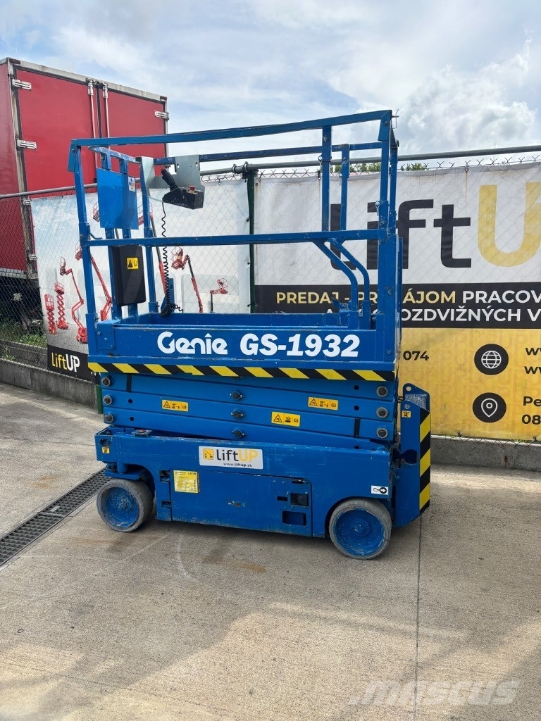 Genie GS 1932 Scissor lifts