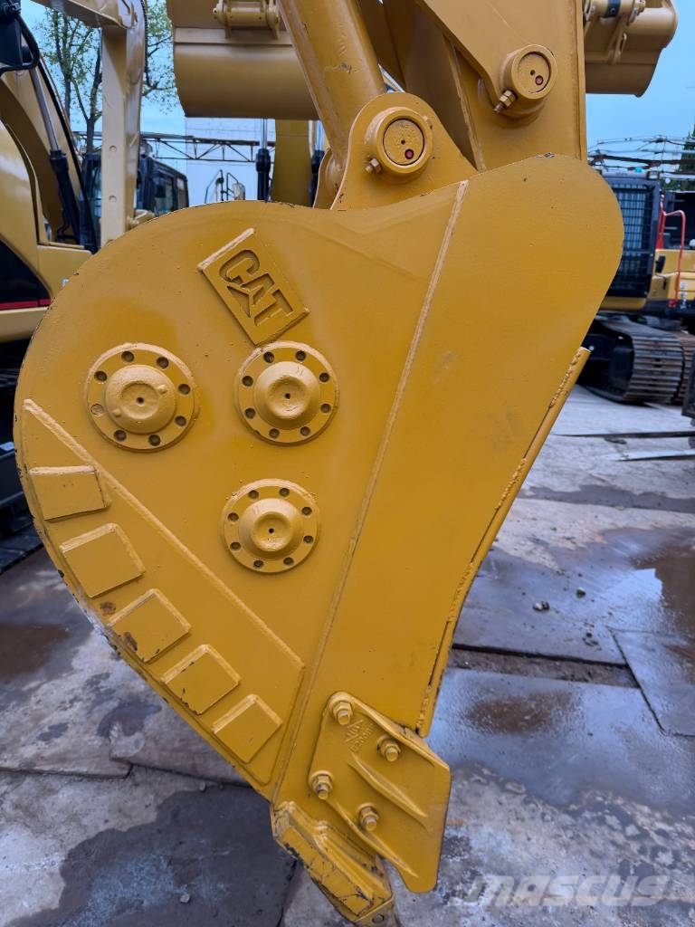 CAT 323D2L the largest‑scale supplier Crawler excavators