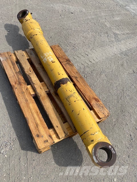 CAT 330 HYDRAULIC CYLINDER L-2060 MM Гідравліка