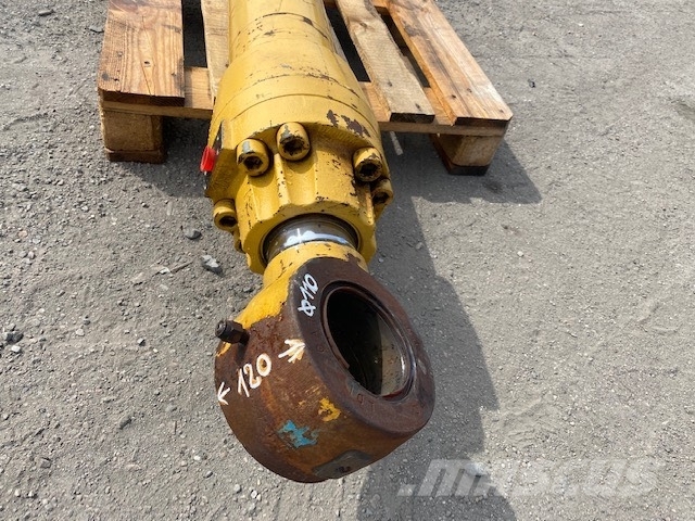 CAT 330 HYDRAULIC CYLINDER L-2060 MM Гідравліка