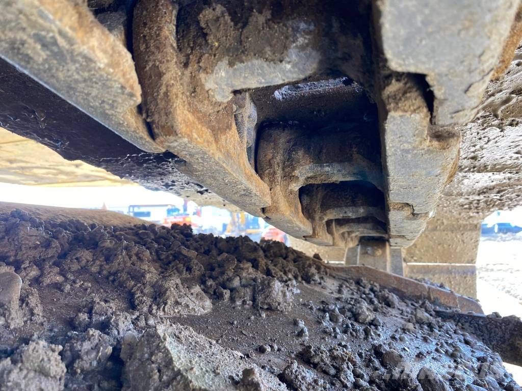 Komatsu PC 360 LC Vikšriniai ekskavatoriai