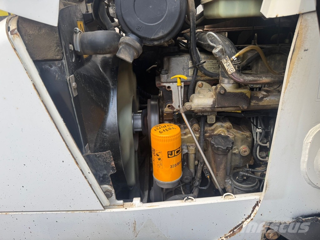 JCB 2 CX Tractopelle