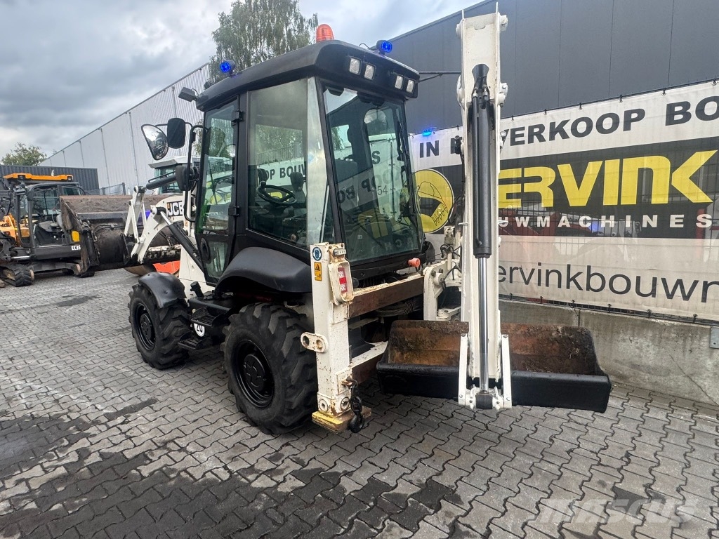 JCB 2 CX Tractopelle