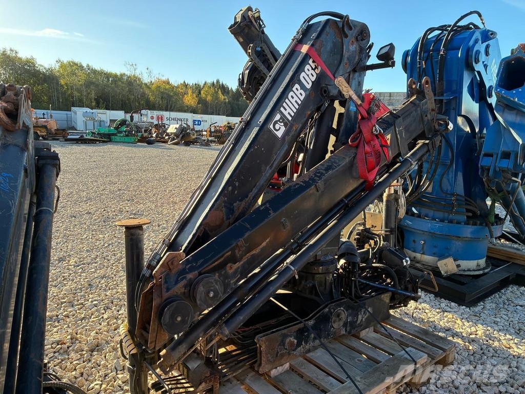Hiab 085-2 Iekrāvēju krāni
