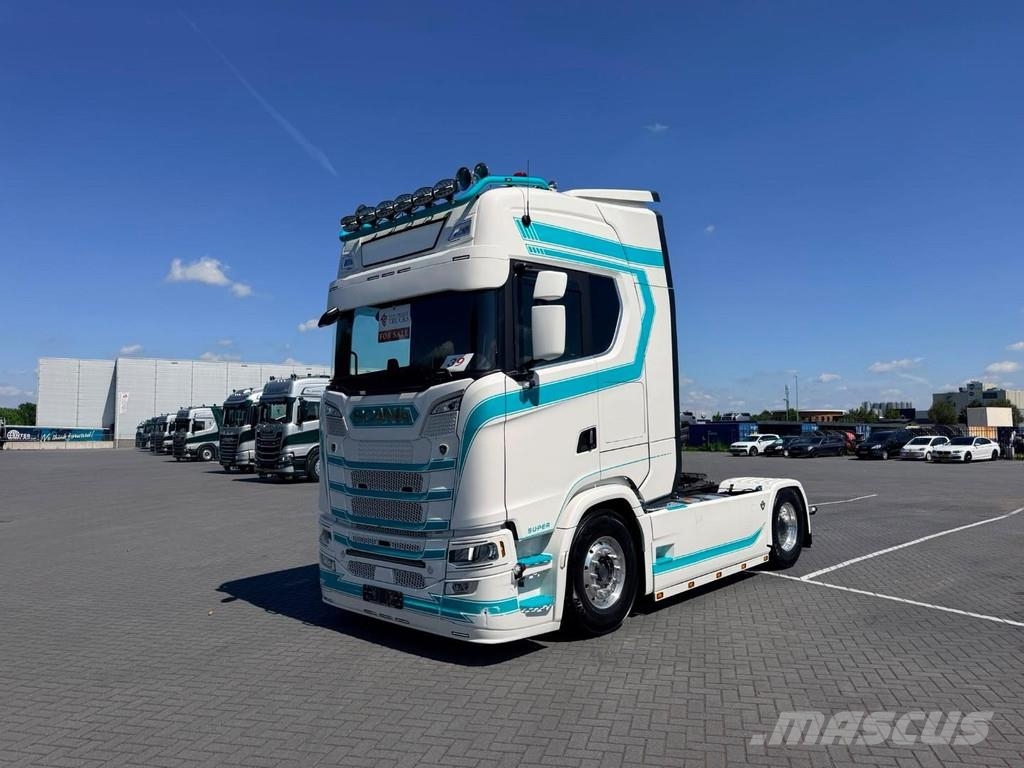 Scania S590 full air, Retarder, Stand airco Sadulveokid