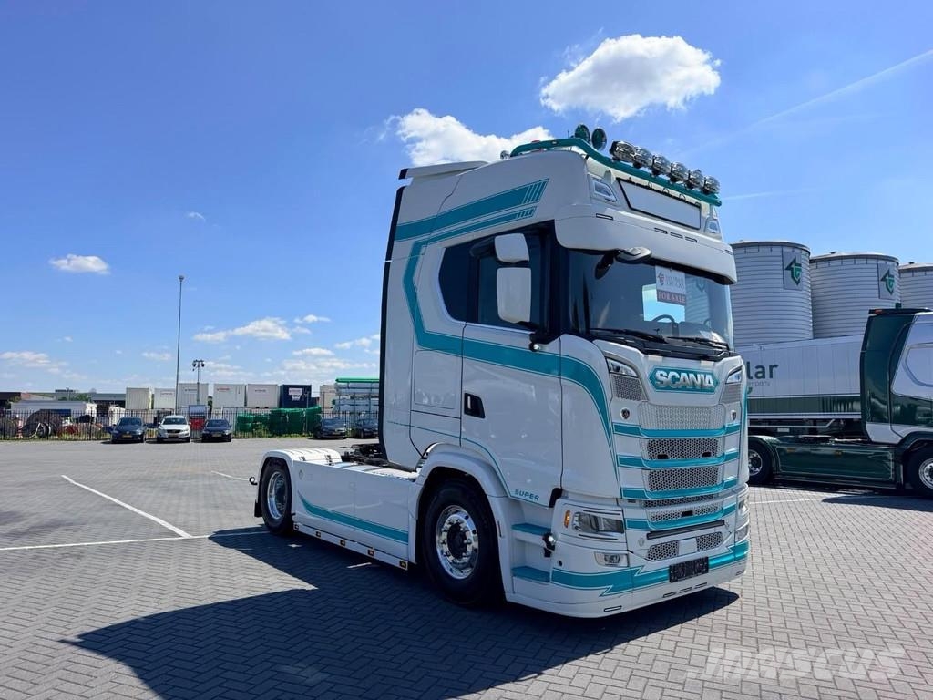 Scania S590 full air, Retarder, Stand airco Sadulveokid