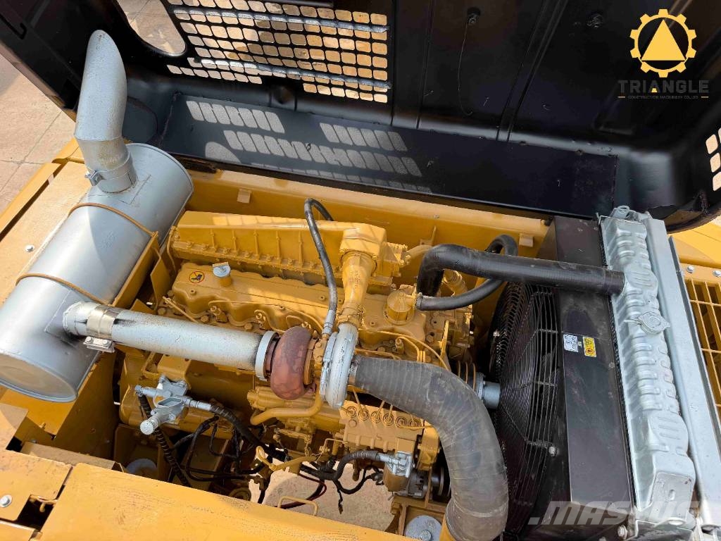 CAT 330 B L Lánctalpas kotrók