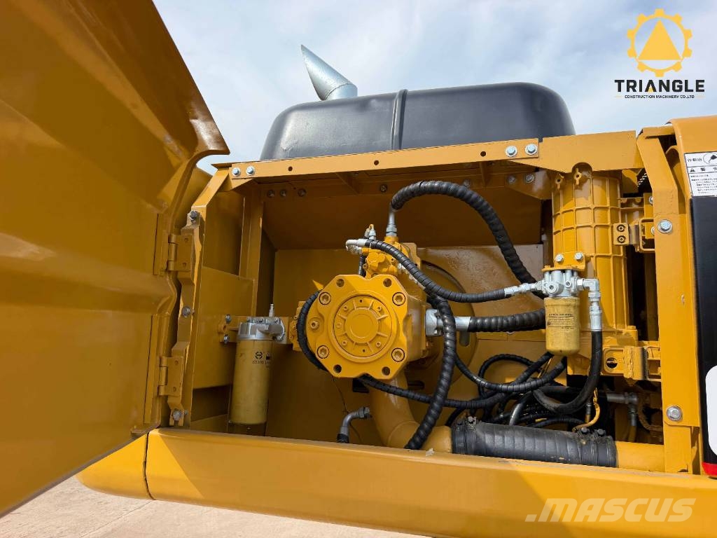 CAT 330 B L Lánctalpas kotrók