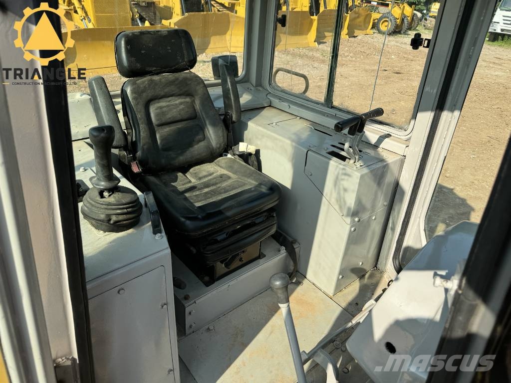CAT D 7 G Bulldozer