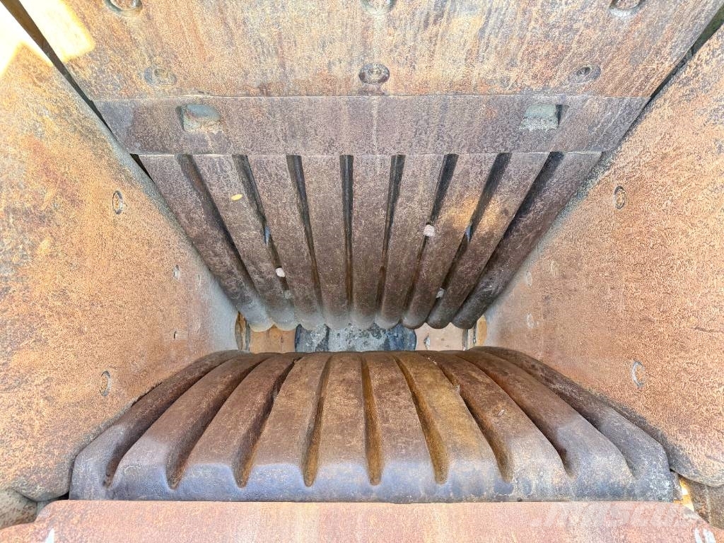 McCloskey J45 JAW Crusher / CE Certified 破碎机