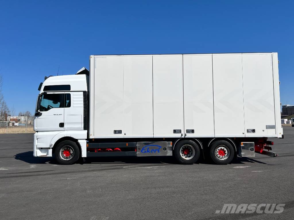 MAN TGX 26.480 6x2 Camiones caja cerrada