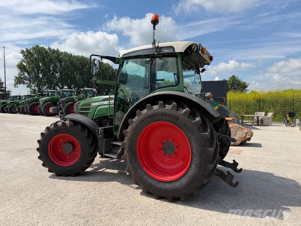 Fendt 210 Vario TMS Трактори