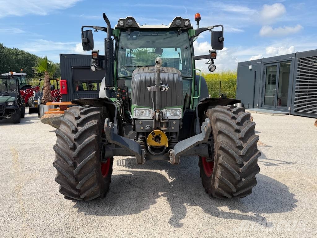 Fendt 210 Vario TMS Трактори