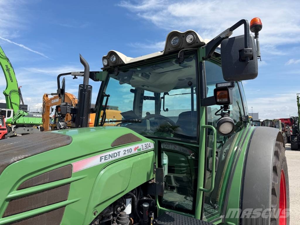 Fendt 210 Vario TMS Трактори