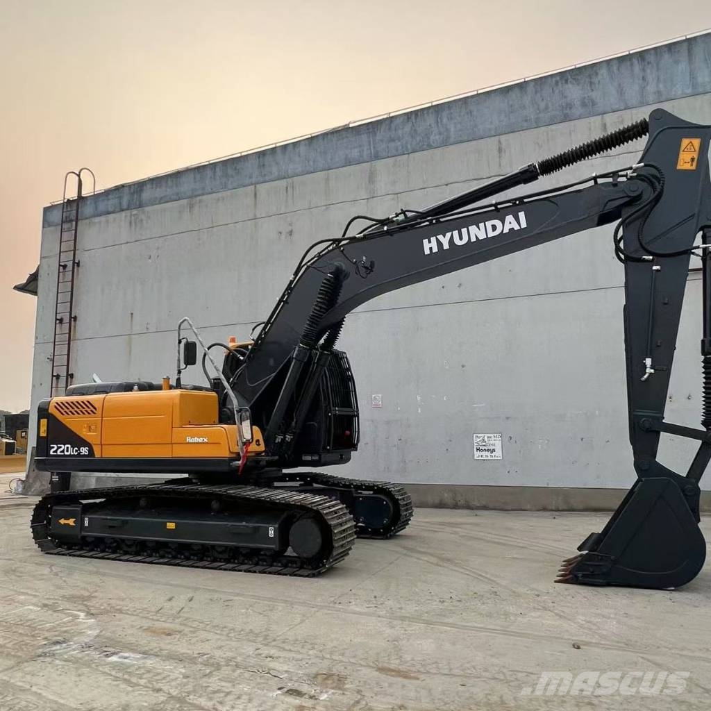 Hyundai 220lc-9s Midi bageri 7t – 12t