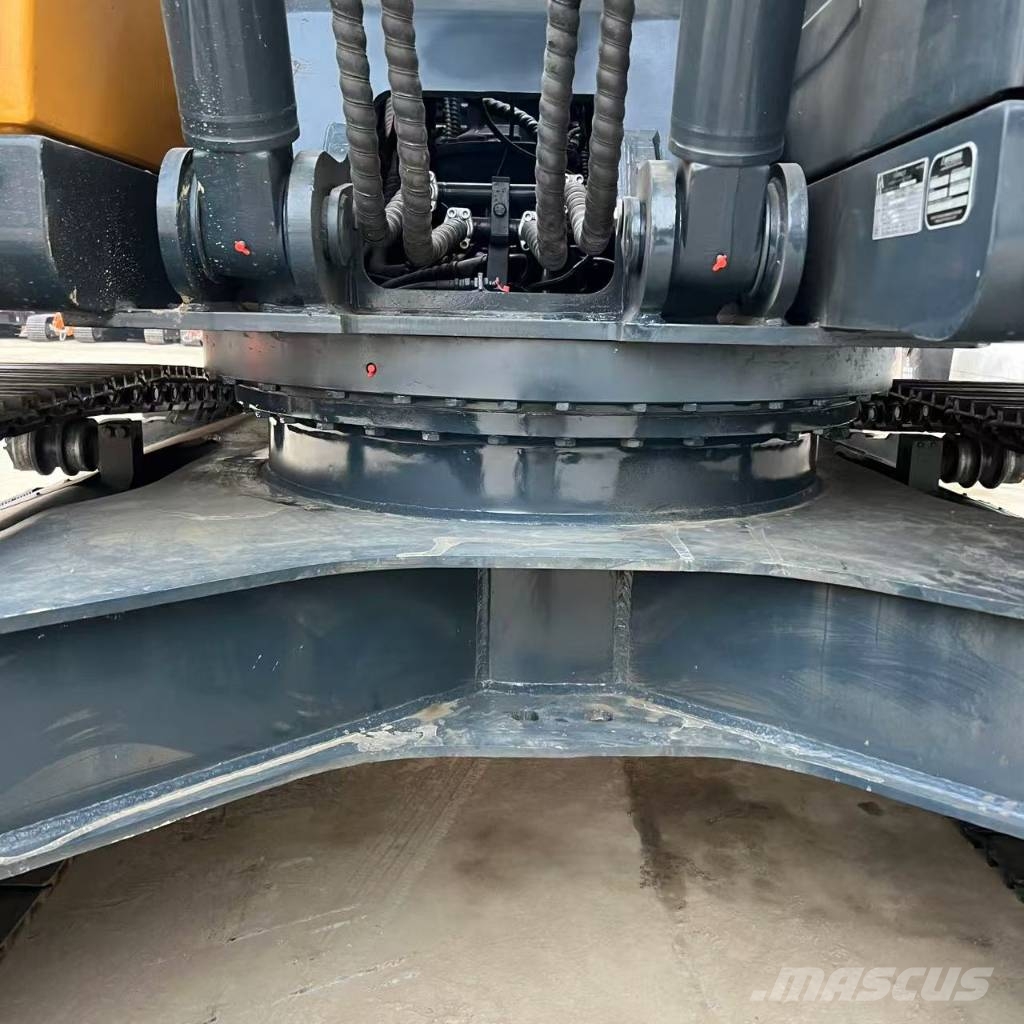 Hyundai 220lc-9s Midi bageri 7t – 12t