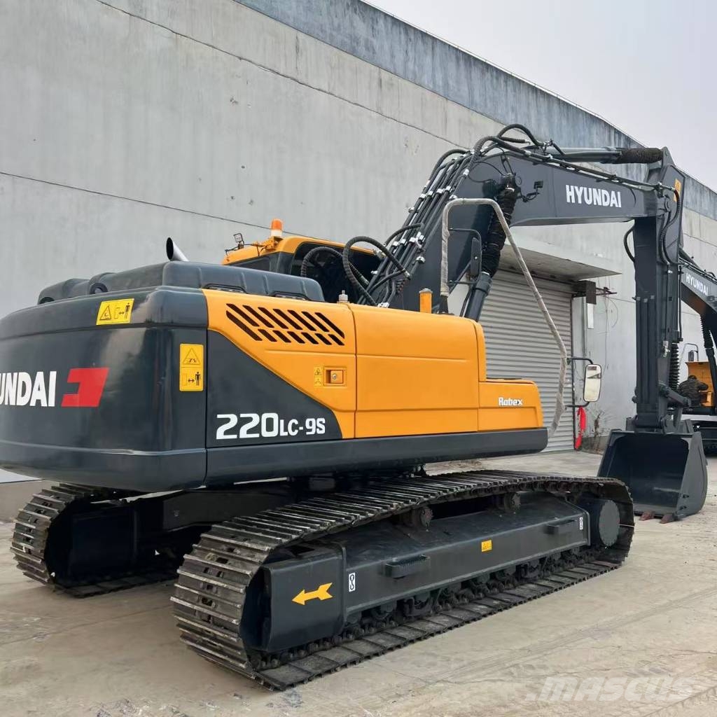 Hyundai 220lc-9s Midi bageri 7t – 12t