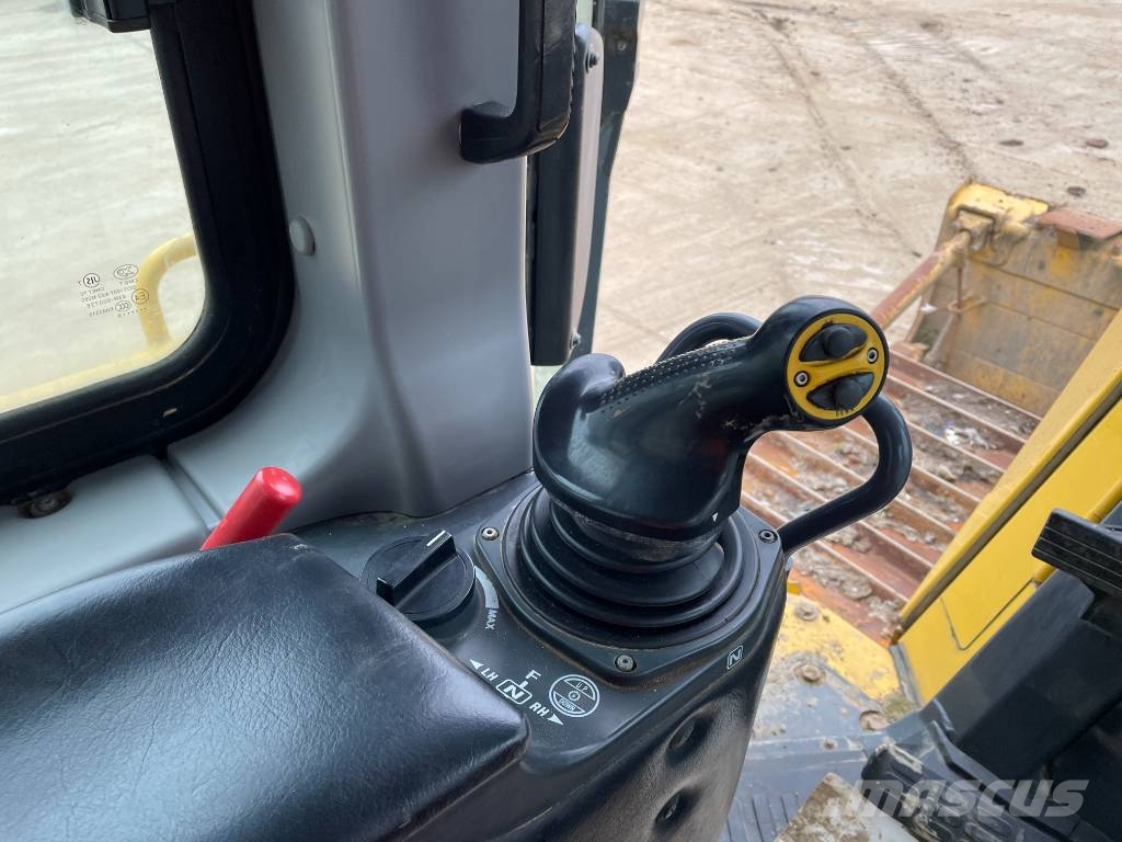 Komatsu D 65 PX-18E0 Dozere Beltegående