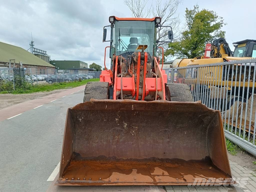 Doosan DL 220 DL200 DL250 DL180 shovel wiellader loader Pale gommate