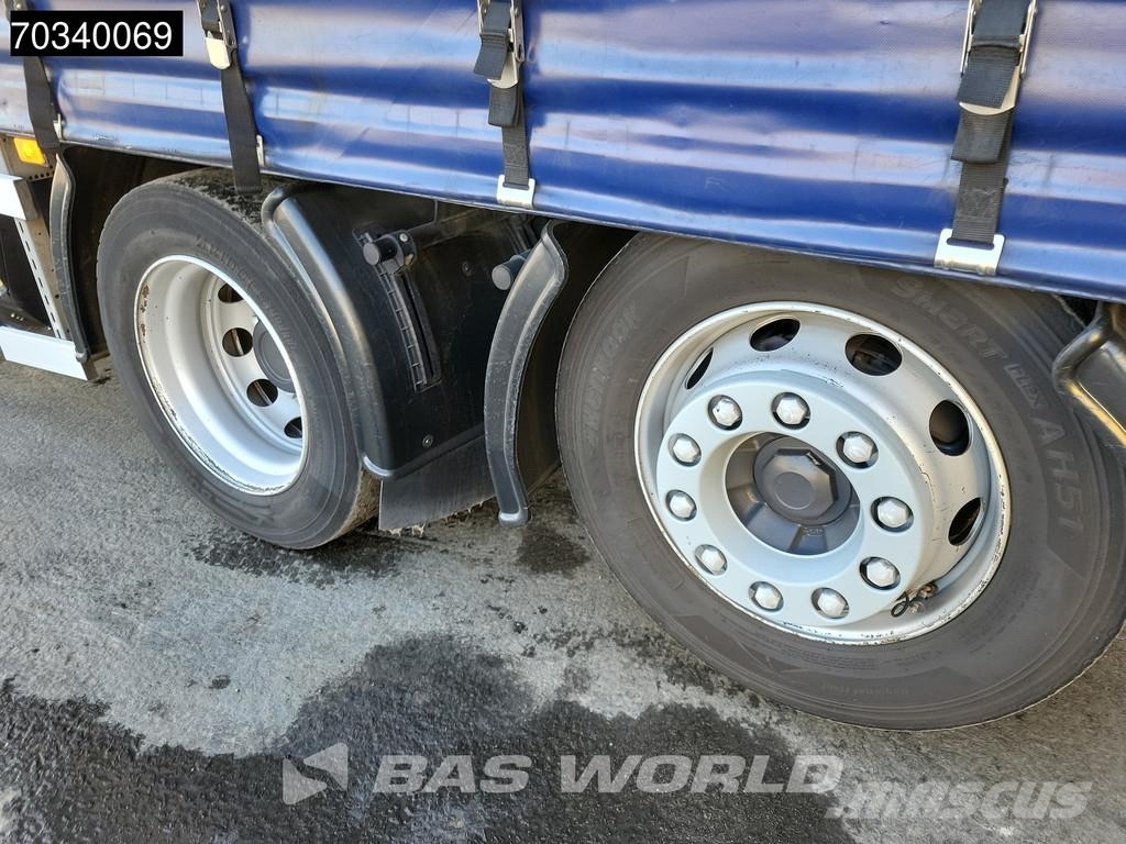 Volvo FH 460 6X2 LNG Engine Curtainsider Sliding roof I- Kapellbil