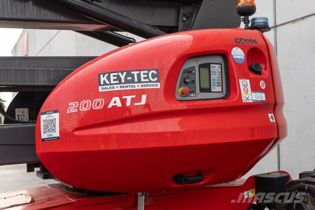 Manitou 200 ATJ Knikarmhoogwerkers